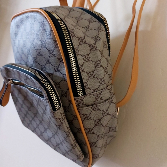 Yellow & Tan Small Faux Leather Vegan Friendly Fashion Backpack Purse w/ Print - Picture 4 of 12